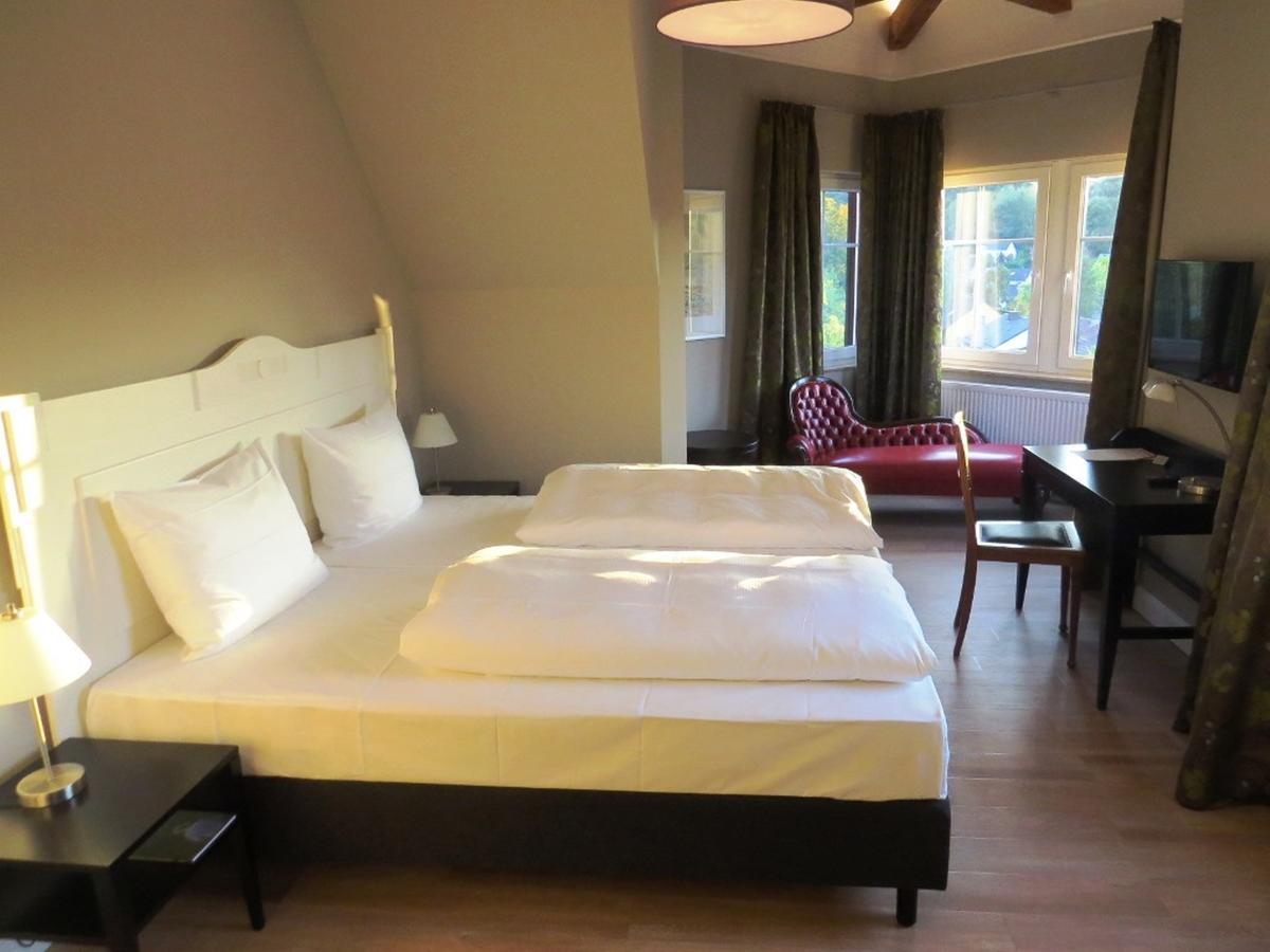 Villa Waldfrieden - Design Trifft Budget Annweiler am Trifels Esterno foto