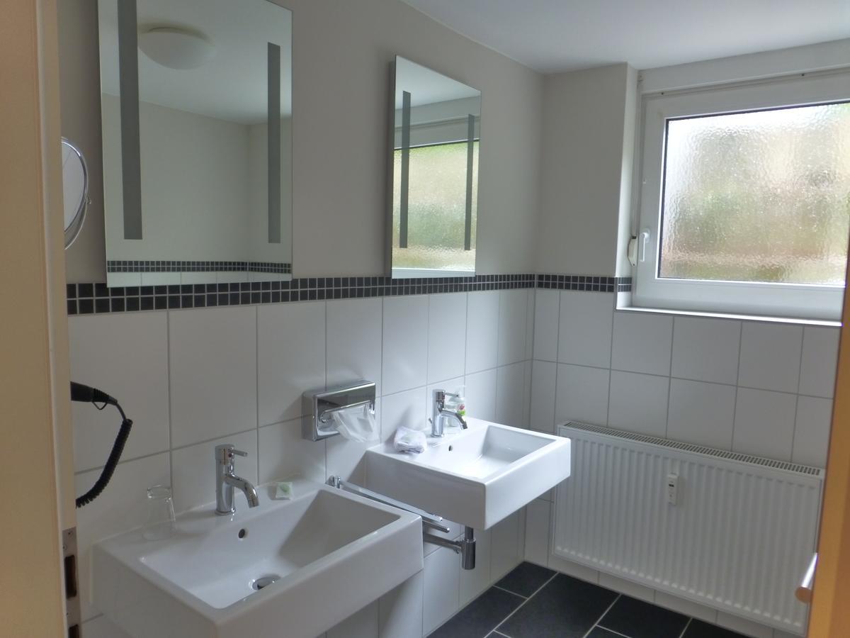 Villa Waldfrieden - Design Trifft Budget Annweiler am Trifels Esterno foto